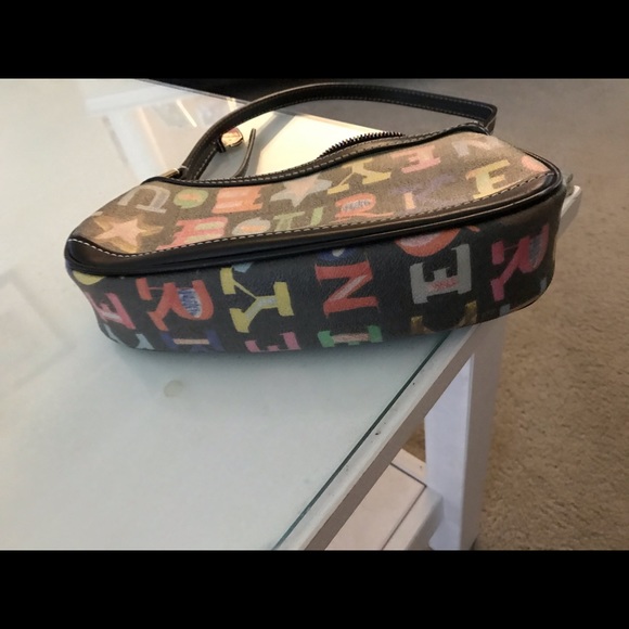 Purses - Picture 6 of 8